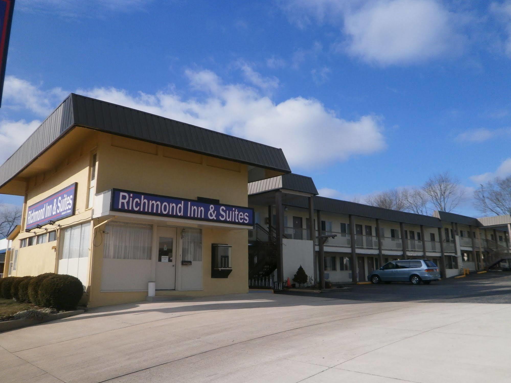 Richmond Inn And Suites ภายนอก รูปภาพ